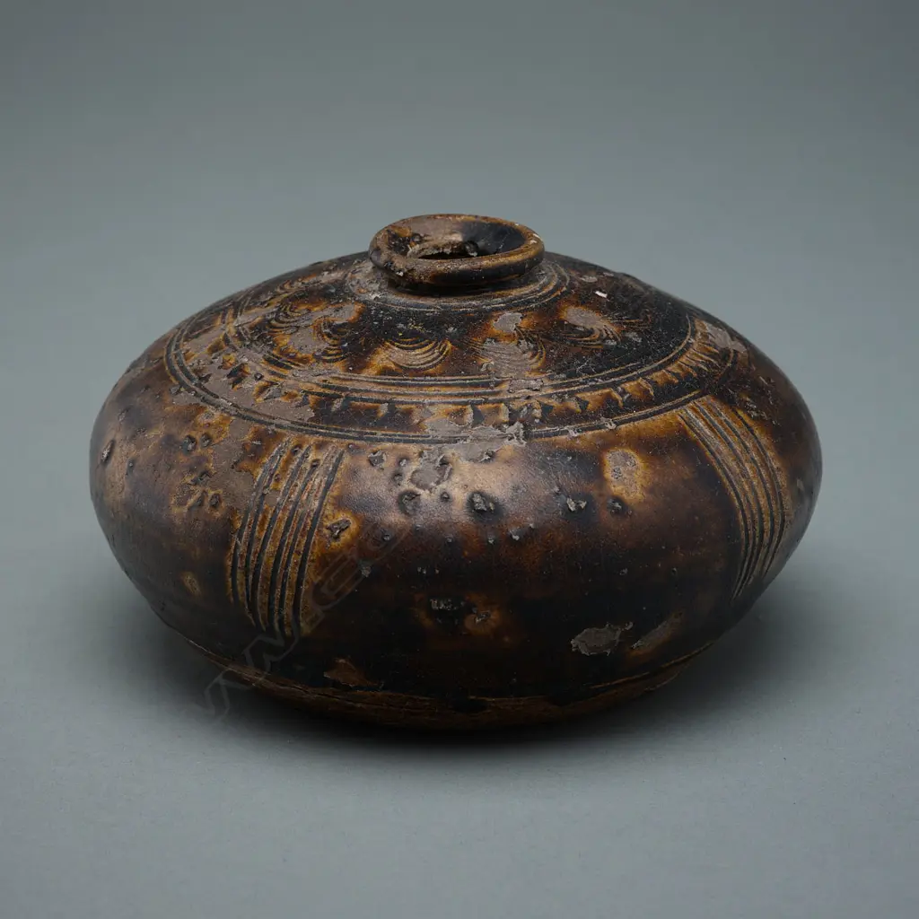 #Stoneware bottle – Khmer – c.11thC Image 1++